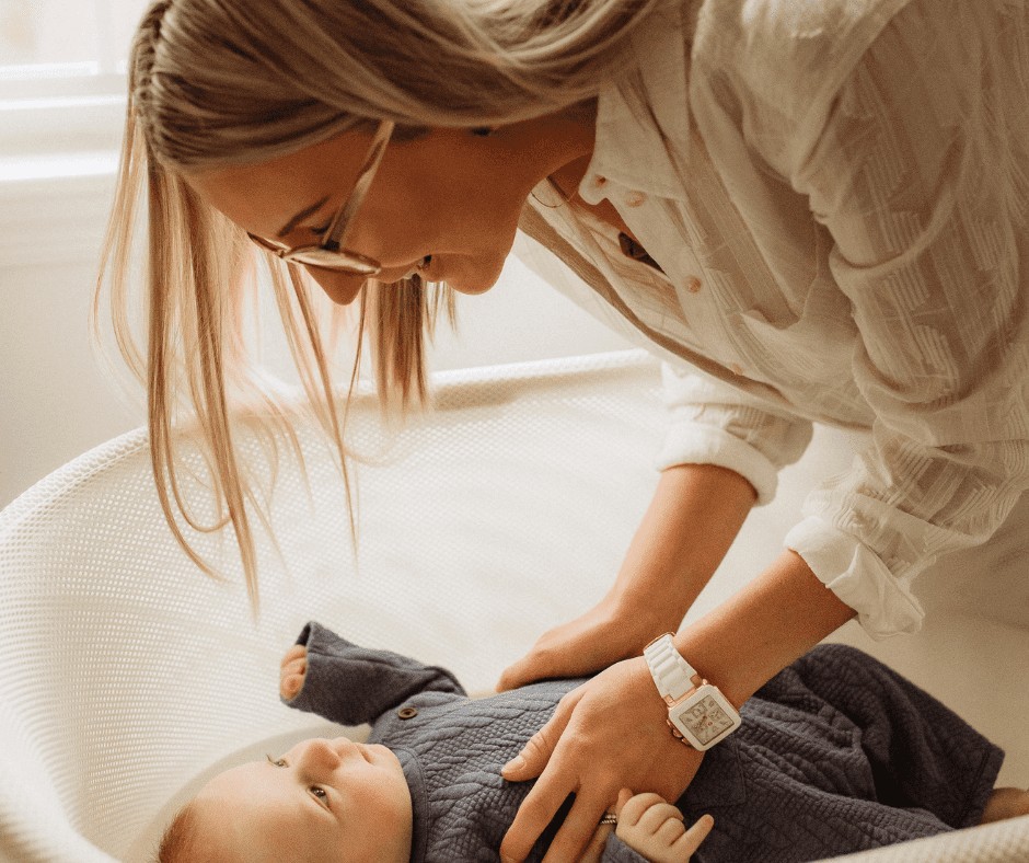 best bassinet for breastfeeding moms!