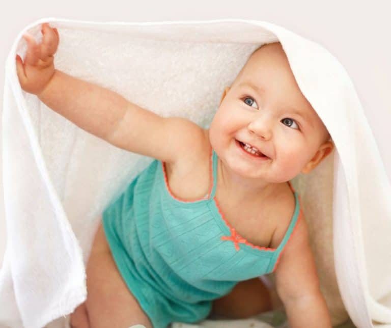 7 Best Baby Towels for Bath Time, Pool Time, and Summer Fun!