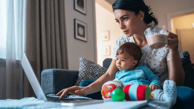 Work-From-Home Mom: Tips to Dress in Style