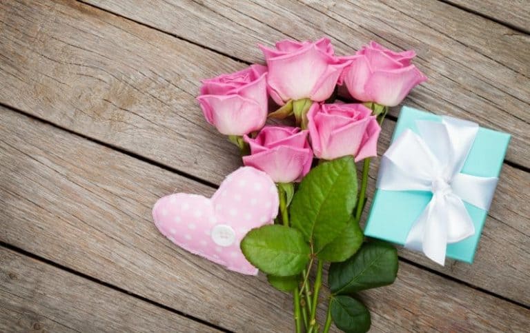 15 Self-Care Gifts For New Moms To Feel The Love