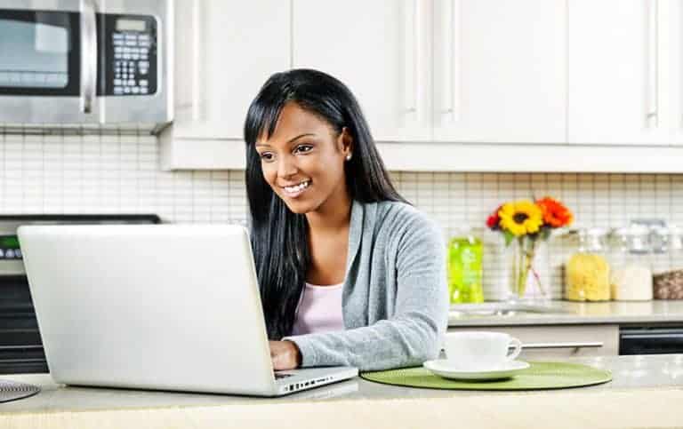 A Simple Guide To Help You Create A Mom Blog
