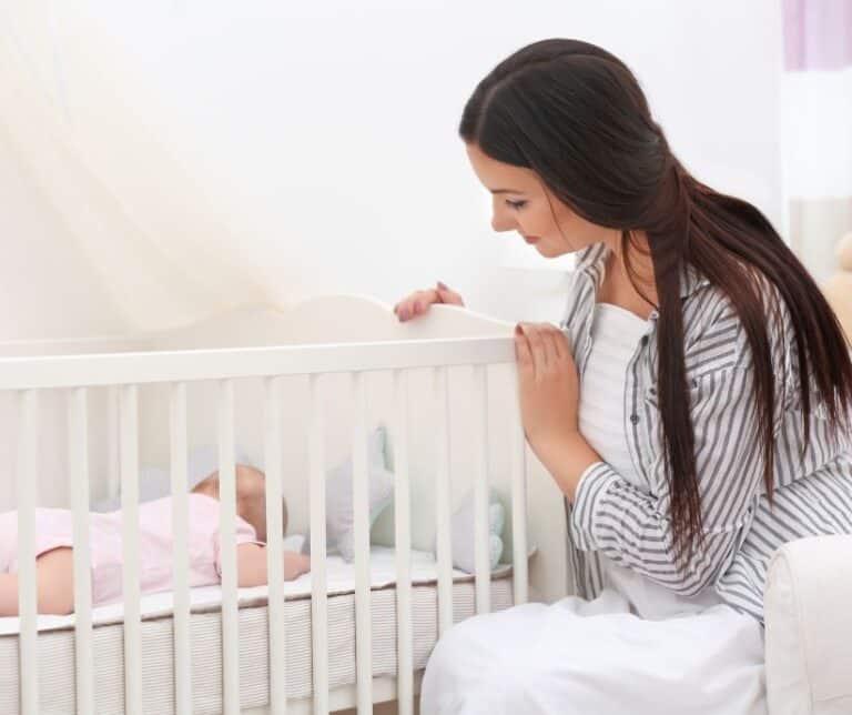 Safe Sleep for Newborns: 7 Tips
