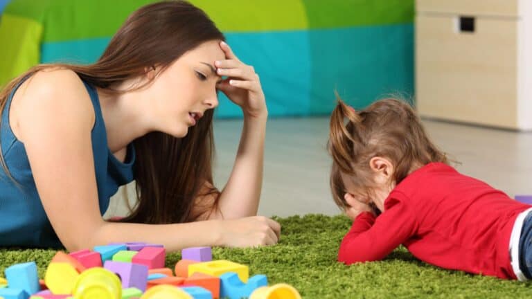 11 Ridiculous Expectations for Moms That Prove Its Impossible to Win