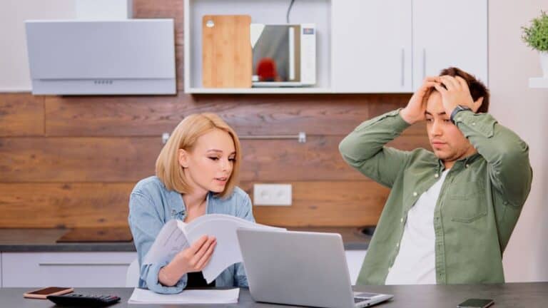 12 Harsh Realities of Living the US That Make It Hard for Families to Get By