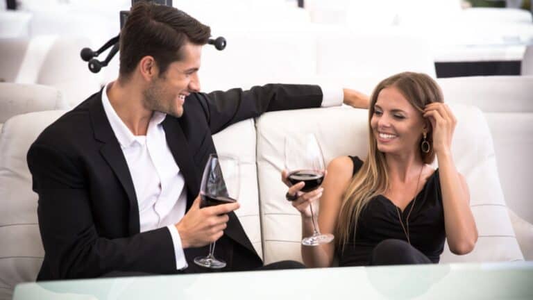 14 Common First Dates That Are Counterproductive