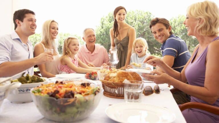 17 Ridiculous Things People Say to Big Families