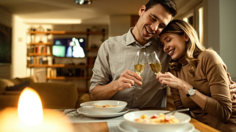 18 Super Fun Budget-Friendly Date Night Ideas