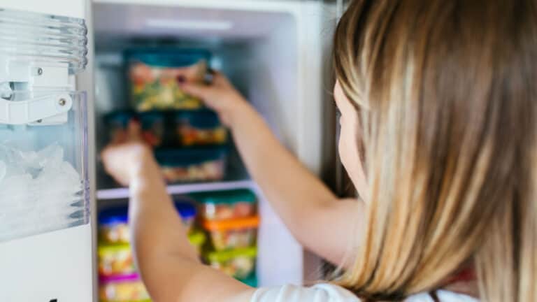 7+ Tasty Freezer Meals for New Moms to Nourish Their Postpartum Bodies