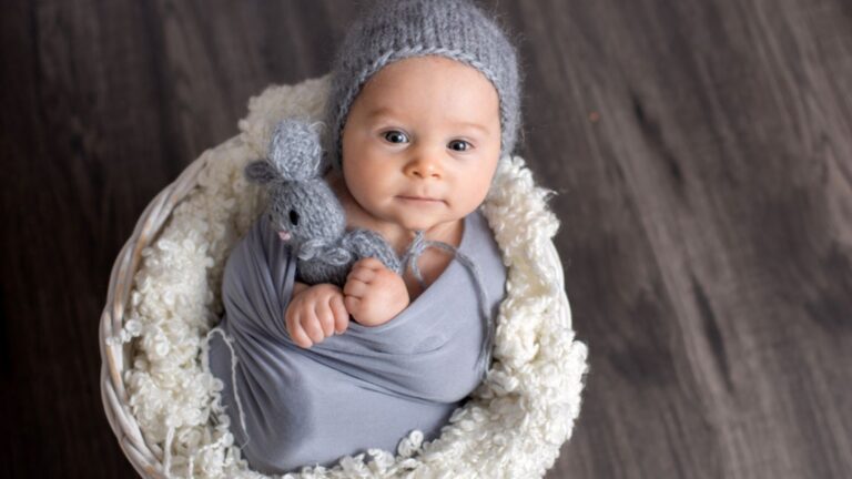 How to Choose the Right Sleep Sack for Different Seasons and Temperatures