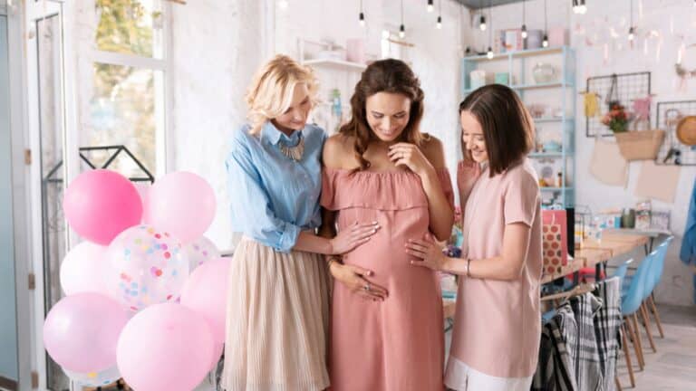 7 Easy Ways To Get Free Baby Clothes Samples for Your Child