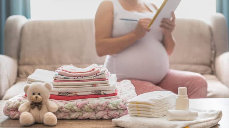 What To Pack In Your Natural Birth Hospital Bag