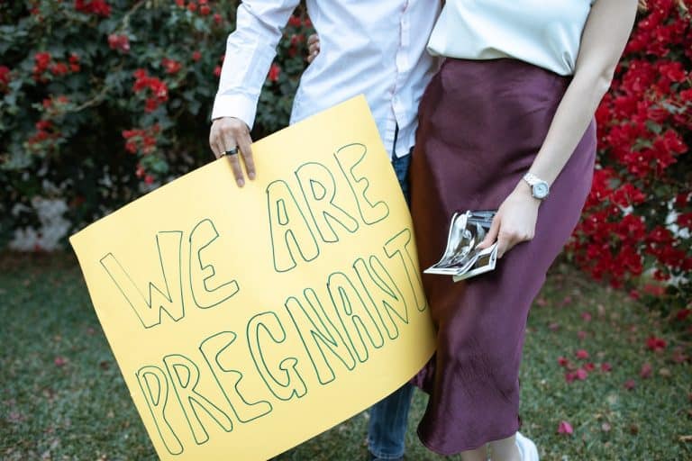 Pregnancy Announcement Ideas for the Whole Family