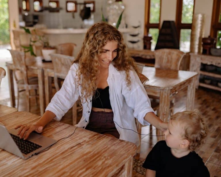 How to Have a Productive Day as a Mom
