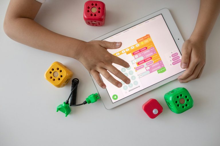 What Is A Dopamine Menu For Kids? The Screen-Time Trend Parents Are Trying In 2026